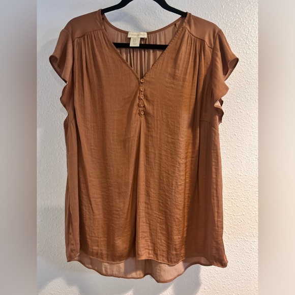 Cynthia Rowley Tan Blouse with Button Detail Size 1X - Picture 1 of 5